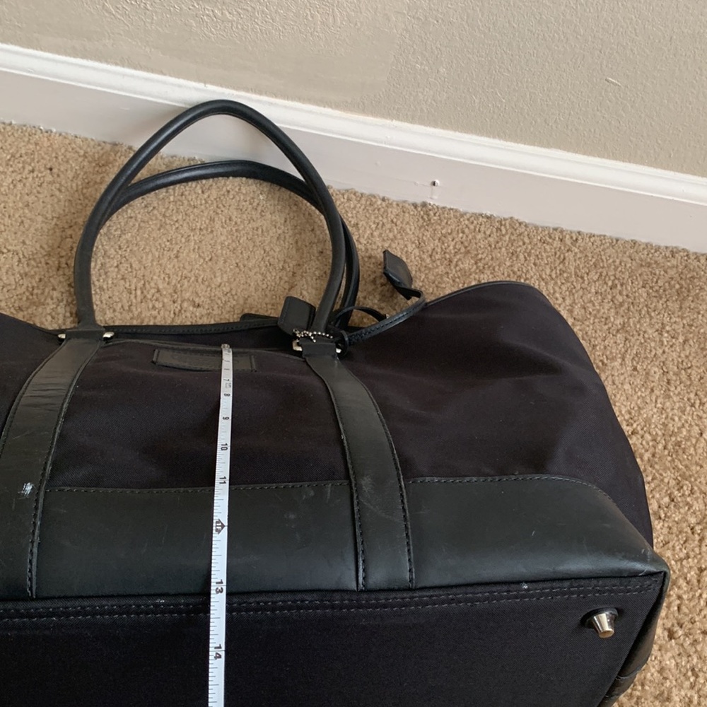Coach - Picture 5 of 11